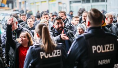 Nach Sparkassen-Coup in Gelsenkirchen: Polizei vernimmt tausende Opfer | Regional