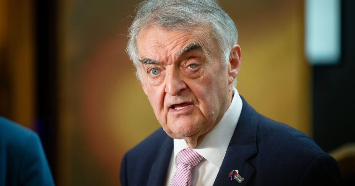 Reul kritisiert Sparkasse nach Gelsenkirchener Bank-Einbruch