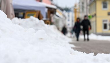 Niedersachsen & Bremen: Schneelast legt Sporthallen in Niedersachsen lahm