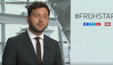 Grünen-Chef kontert Trump: Banaszak: "In Grönland haben die USA nichts verloren"