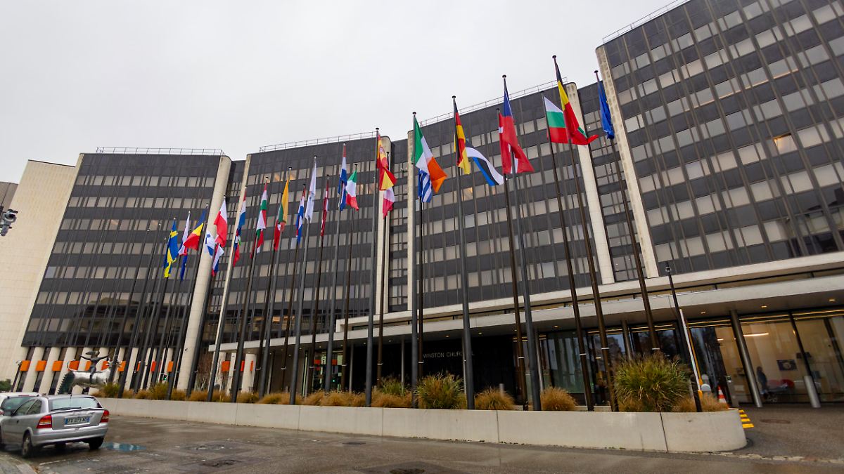 "Den Bogen endgültig überspannt": EU-Parlament stoppt Umsetzung von US-Zolldeal