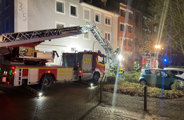 FW-DO: Kellerbrand in Dortmund Hörde