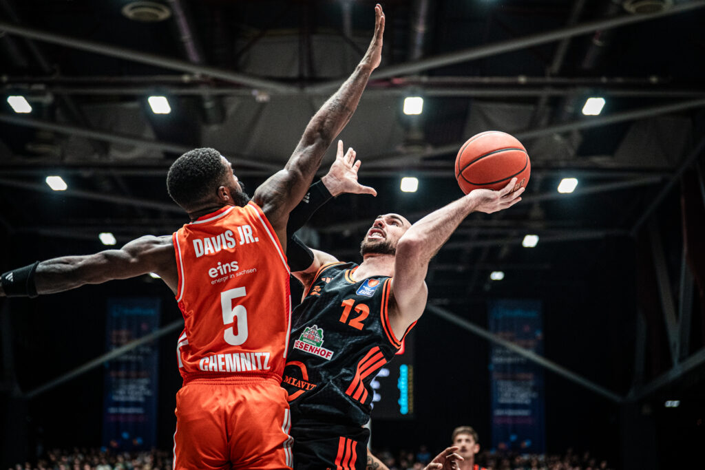 Vechta mit zwei Gesichtern und einem wichtigen Auswärtssieg in Chemnitz