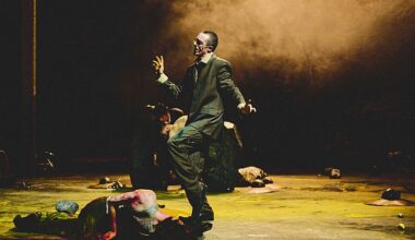 Tanz Köln präsentiert »Chroniques« von Peeping Tom -