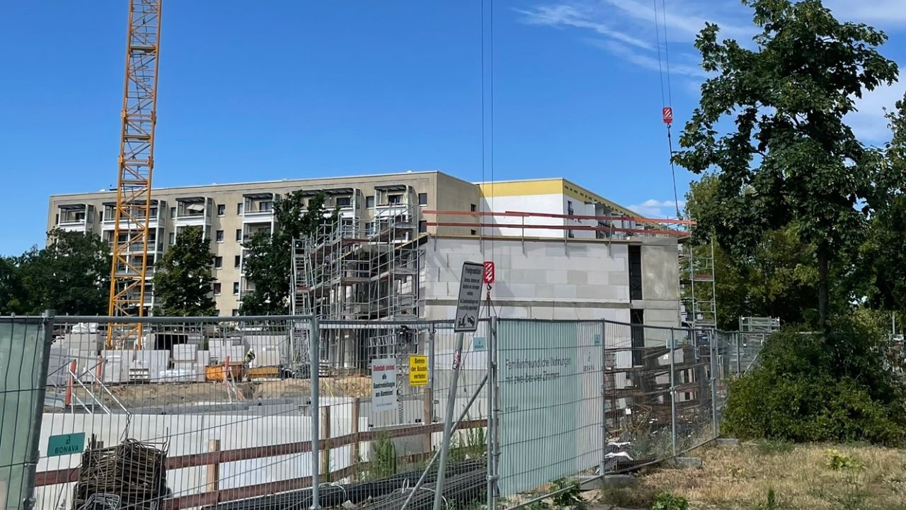 Baustelle Cecilien Carre im Sommer 2025