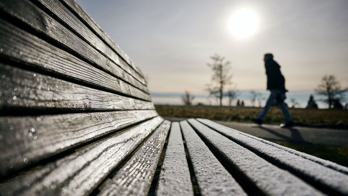 Vor allem am Sonntag wird es eisig kalt, aber auch die Sonne lässt sich blicken.
