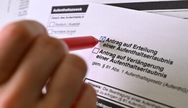 Korruptionsvorwürfe in Bielefeld: Ausländeramt soll Aufenthaltsgenehmigungen verkauft haben