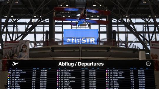 Spezialkräfte stoppen Terrorverdächtige an Flughäfen