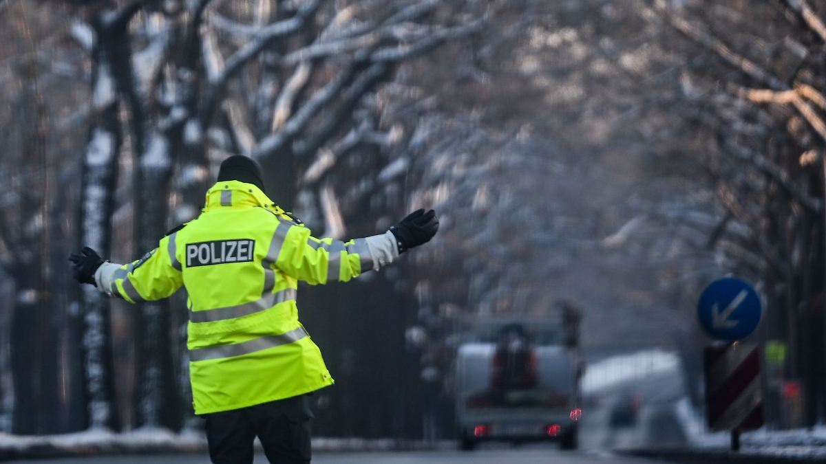 Berlin & Brandenburg: GdP verteidigt Wegner nach Kritik am Tennisspielen