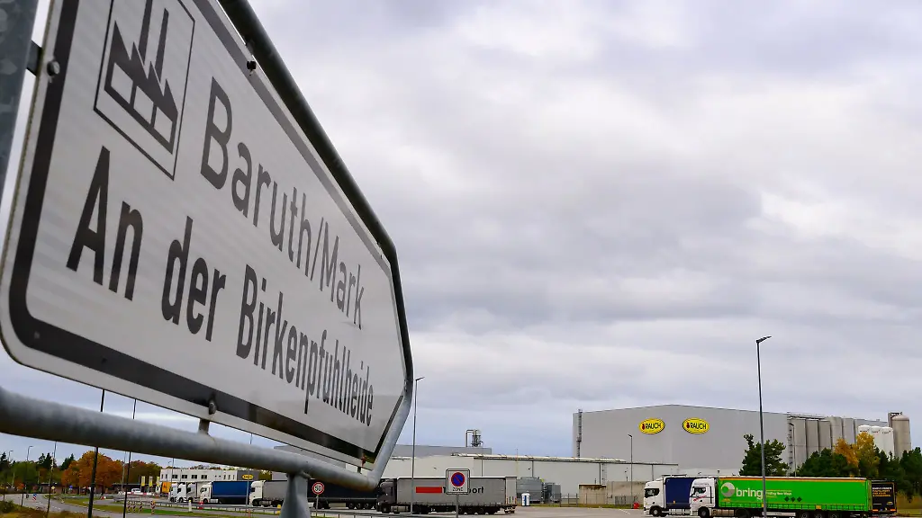 Die-Plaene-fuer-den-Ausbau-der-Getraenkeproduktion-der-Firmen-Rauch-und-Red-Bull-in-Baruth-Mark-stossen-auf-Kritik