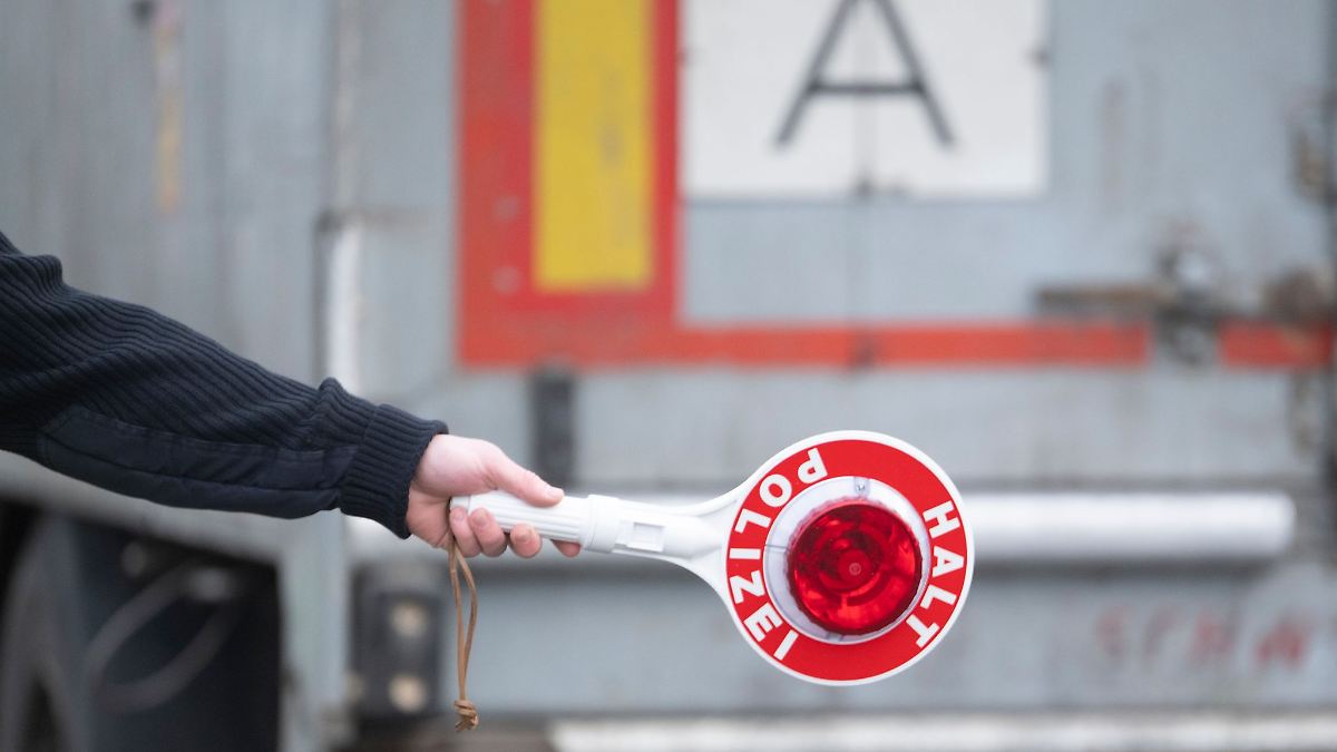 Bundespolizei zieht Bilanz: Zahl illegaler Einreisen seit 2023 halbiert