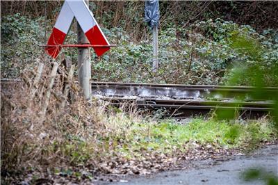 Sabotage vermutet: Lok entgleist in Essen