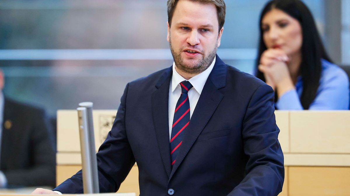 Hamburg & Schleswig-Holstein: FDP wirft Goldschmidt Blockadehaltung vor