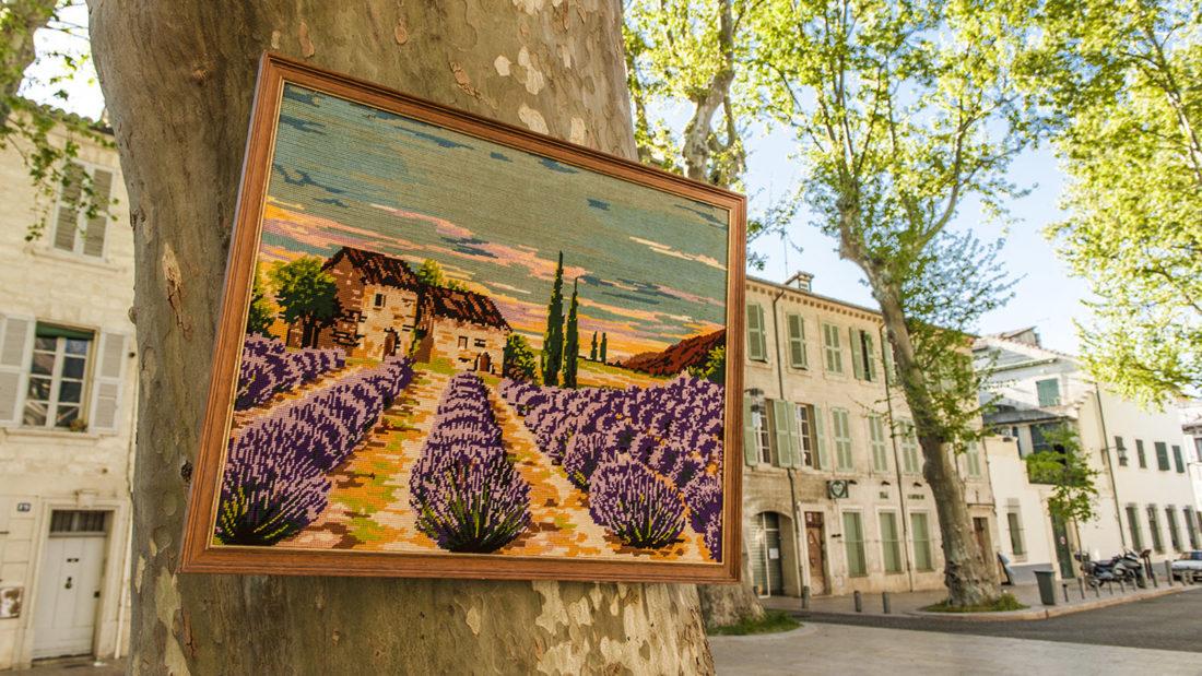 Die Place des Carmes lädt sonntags zum Trödeln. Foto: Hilke Maunder