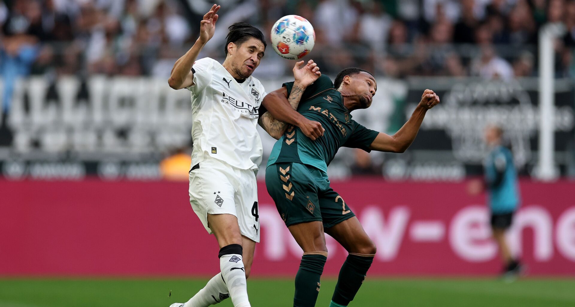 Sky oder DAZN für SV Werder Bremen vs. Gladbach heute live: Wer zeigt / überträgt die Bundesliga am Samstag im TV und Livestream?