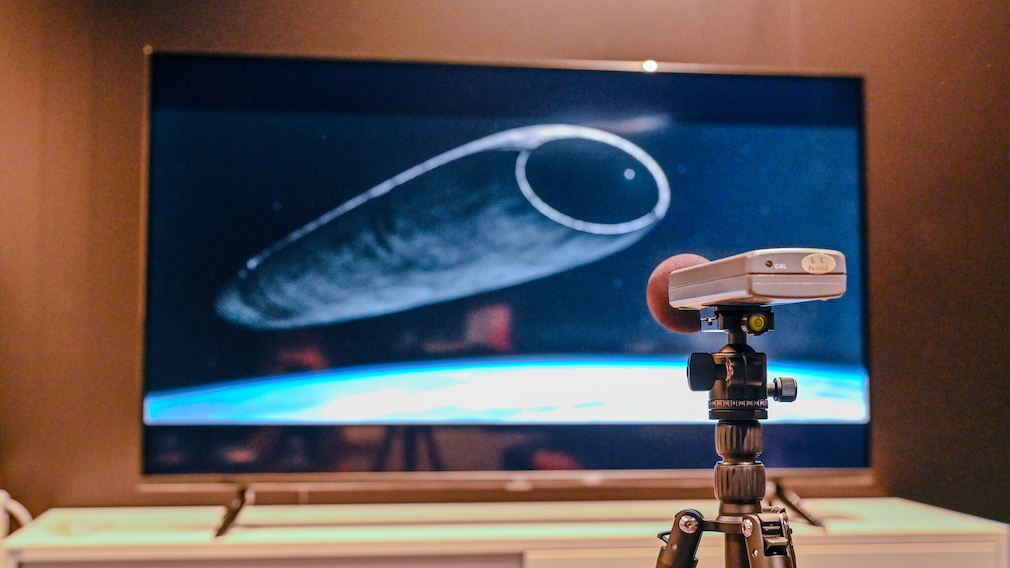 Halten die zwei 8-Watt-Tontreiber dem Donnern und Dröhnen von Hans Zimmers "Dune"-Soundtrack stand? COMPUTER BILD hat nachgemessen.