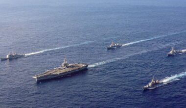 Iran warnt Trump vor Angriff: US-Flugzeugträger "Abraham Lincoln" erreicht Ziel im Nahen Osten