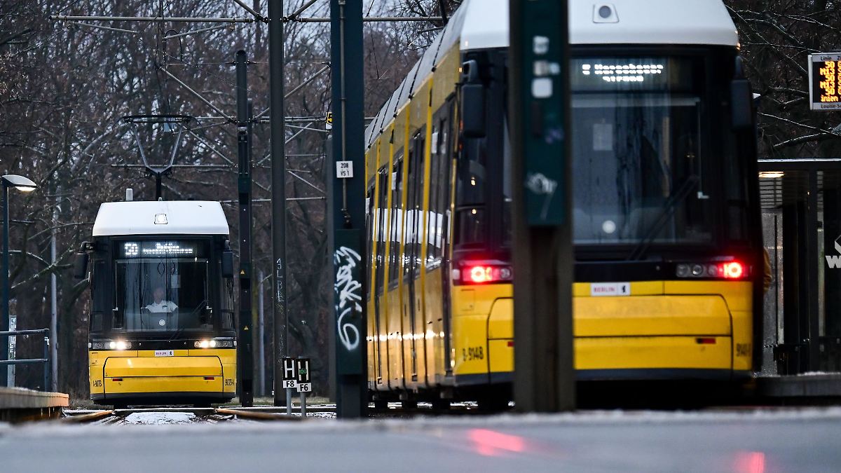 Berlin & Brandenburg: Berliner Trams rollen wieder