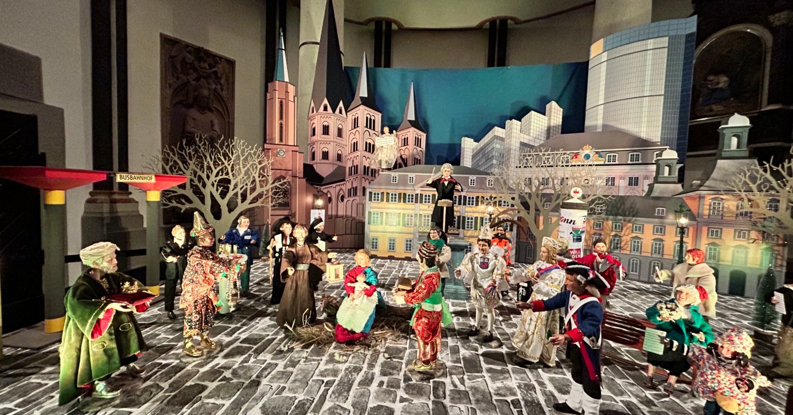 Heilige Drei Könige in der Bonner Stadtkrippe unter dem Motto Hoffnung