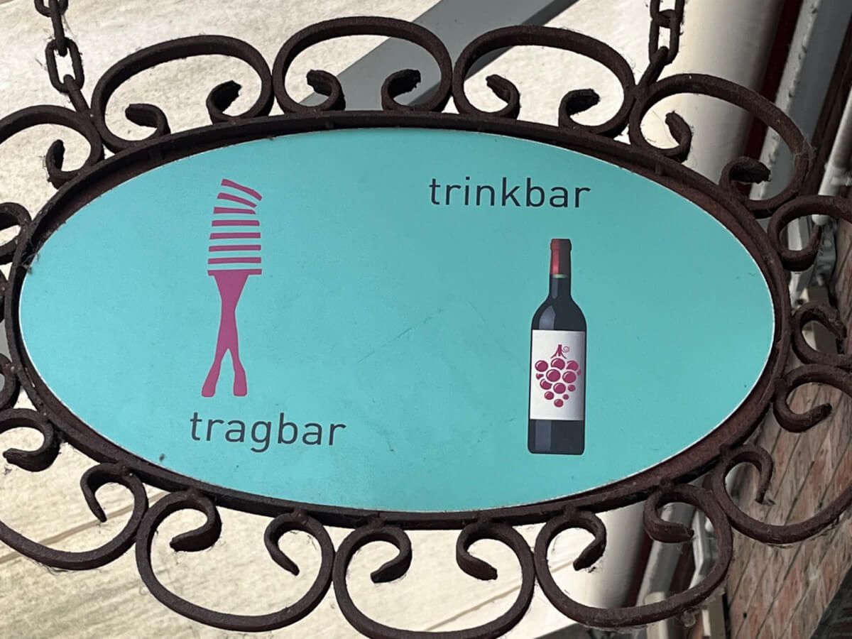 Mode & Wein auf 21 Quadrat