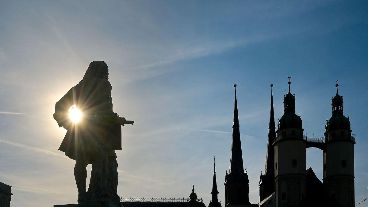 Sachsen-Anhalt: Heulende Sirenen - Fehlalarm in Halle