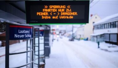 Busverkehr rollt nach Wintersturm mancherorts wieder an