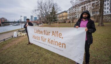 Hessen: 80 muslimische Jugendliche beim Neujahrsputz in Frankfurt