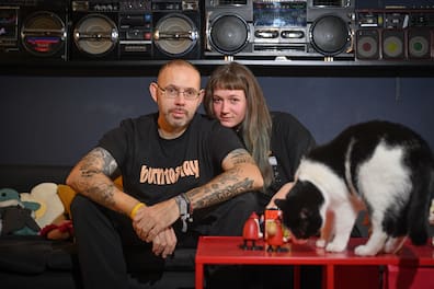 Slider, Elfy und eine der drei Katzen des Pärchens.