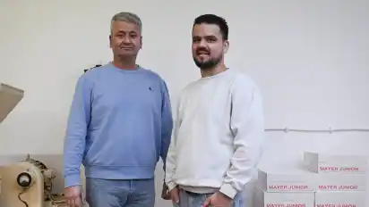 Vater Arnold Mayer und Sohn Arnold Mayer leiten das Unternehmen in vierter und fünfter Generation.