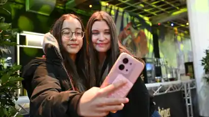 Die zehnjährige Ilayda aus Bremen-Hastedt hat bei der Lifestyle-Influencerin Patricia Herfort ein Selfie ergattert.