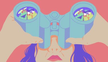 Eine bunte Illustration zeigt eine Person mit lange Haaren, die durch ein Fernrohr blickt. Auf den Fernrohrgläsern sind rechte Symbole zu sehen, wie ein Adler, eine Hand, die Reichsbürgerflagge.