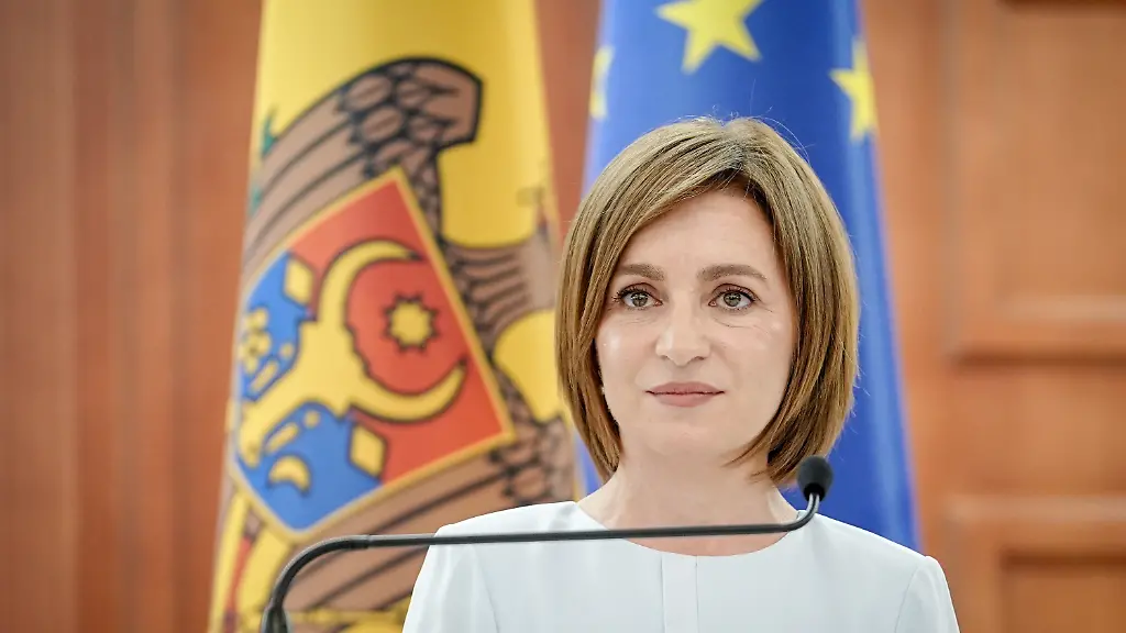 Maia-Sandu-Praesidentin-der-Republik-Moldau-gibt-im-Praesidentenpalast-eine-Pressekonferenz