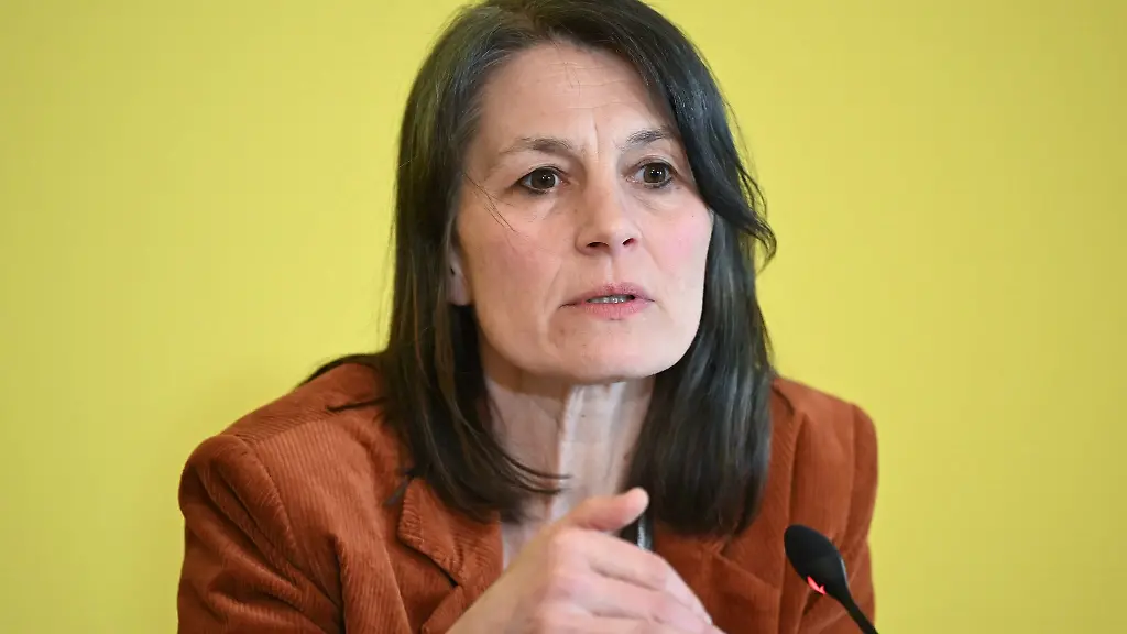 Ministerin-Miriam-Staudte-Gruene-will-mit-einem-Gesetz-fuer-mehr-Fairness-auf-dem-Bodenmarkt-sorgen