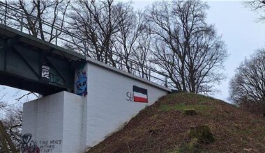 Reichsflaggen-Graffiti bei Bargstedt: Verfassungsfeindlich oder Schmiererei?