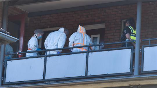 Mann nach Stich mit Küchenmesser tot