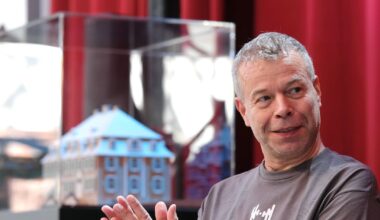 Weltfotograf Wolfgang Tillmans kommt zur Finissage seiner Ausstellung nach Hasten