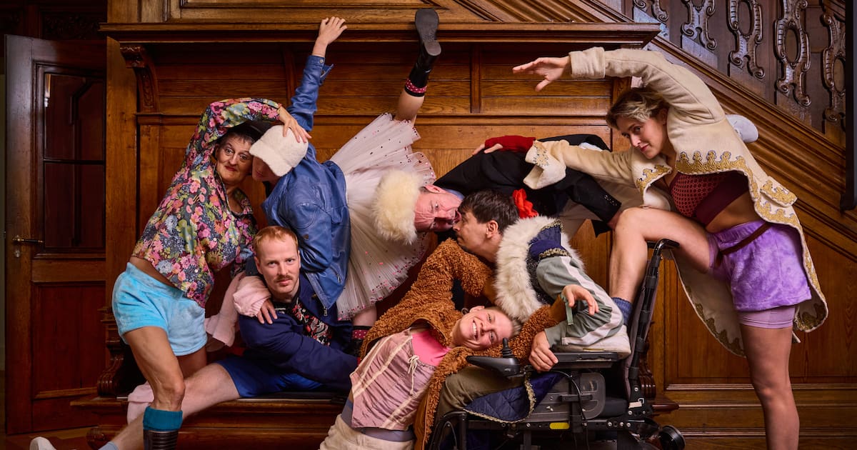 Klassisches Ballett und modernes Tanztheater im Pina-Bausch-Saal