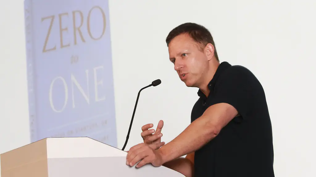 PayPal-founder-Peter-Thiel-attends-a-talk-Zero-to-One-at-PMQ-Cube-in-Central