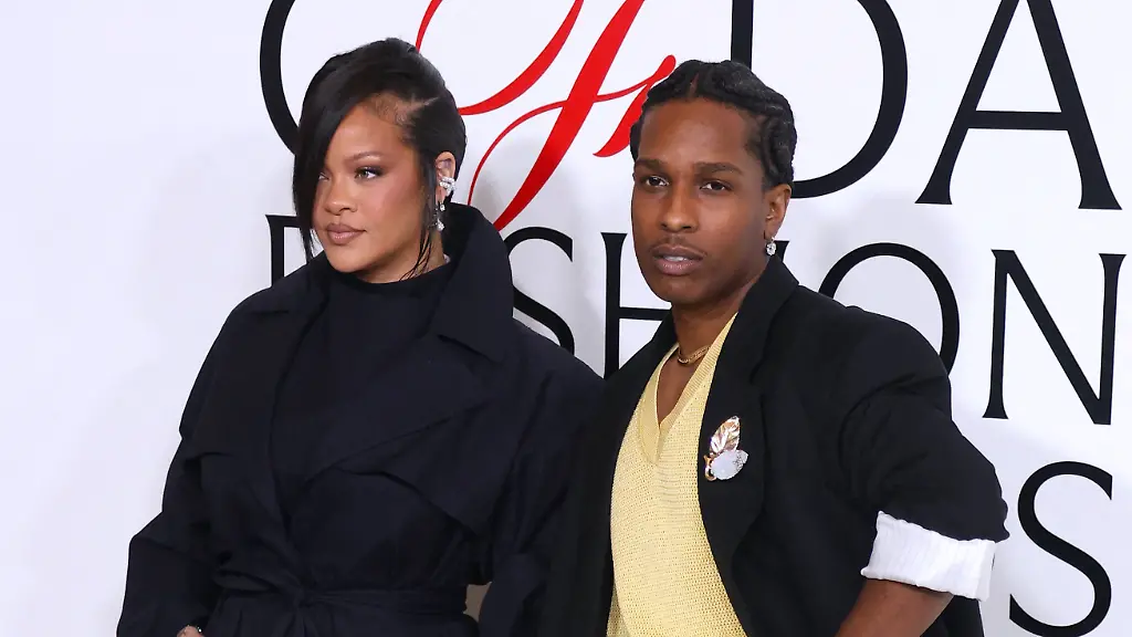 Rihanna-at-the-2025-CFDA-Awards-NYC-Rihanna-and-Asap-Rocky-attend-the-2025-CFDA-Awards-in-New-York-on-November-3-2025-Photo-by-Charles-Guerin-ABACAPRESS