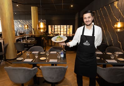 Die Zeiten, in denen die Gäste nach dem Essen noch eine Flasche Wein bestellt haben, sind vorbei, sagt Gastronom Donato Tripaldi.