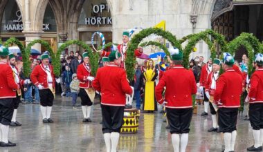Der Original Münchner Schäfflertanz am 06.01.2026 auf dem Marienplatz München