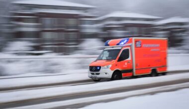 Schnee, Glätte und Kälte - der Wintereinbruch hat vielerorts in Deutschland den Verkehr behindert und Reisepläne durchkreuzt