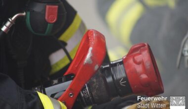 FW Witten: Ruhige Silvesternacht für die Wittener Feuerwehr, fünf Kleinbrände