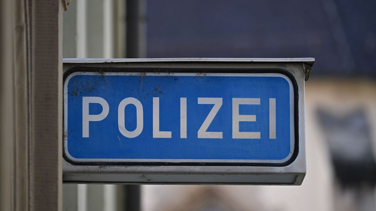 Die Polizei in Aachen bittet um Mithilfe: Die Identität einer verstorbenen Frau ist bislang ungeklärt.