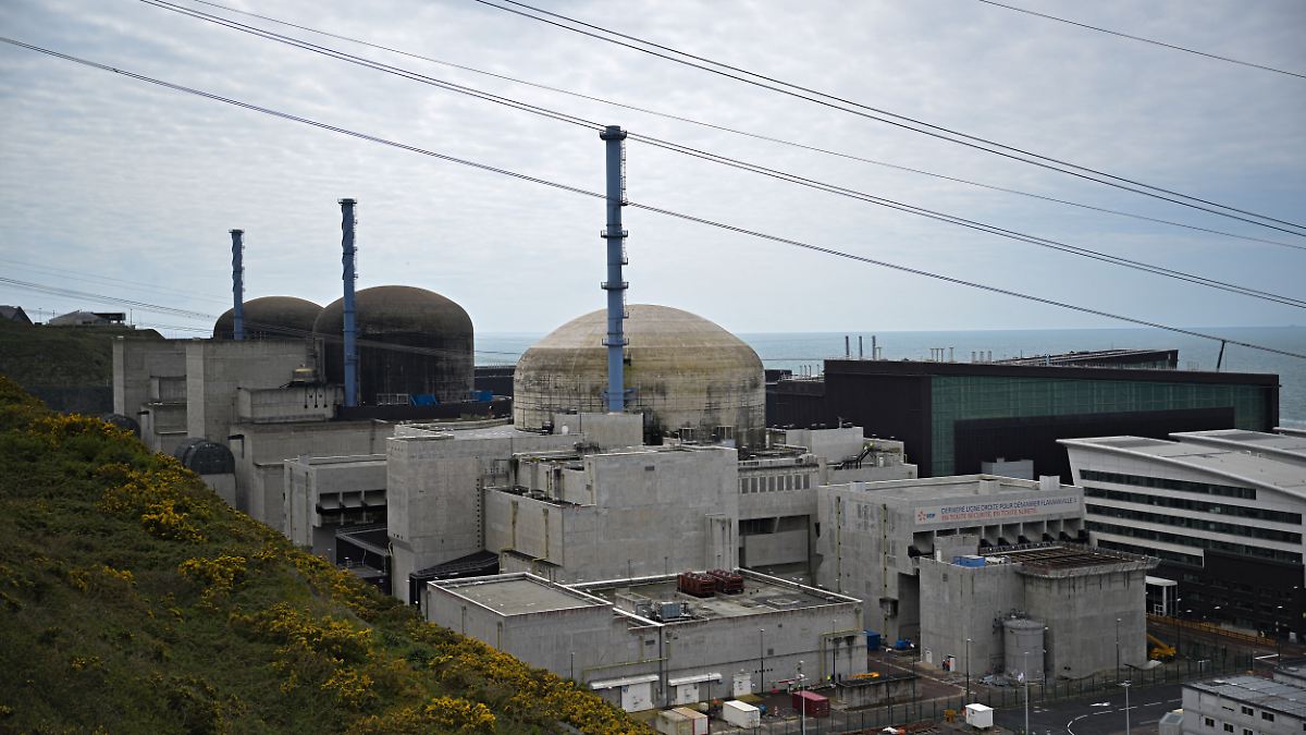 Hochspannungsleitung ausgefallen: Frankreich schaltet seinen größten Atomreaktor ab