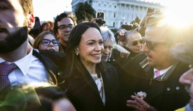 Opposition in Venezuela: Machado überreicht Trump ihre Friedensnobelpreis-Medaille