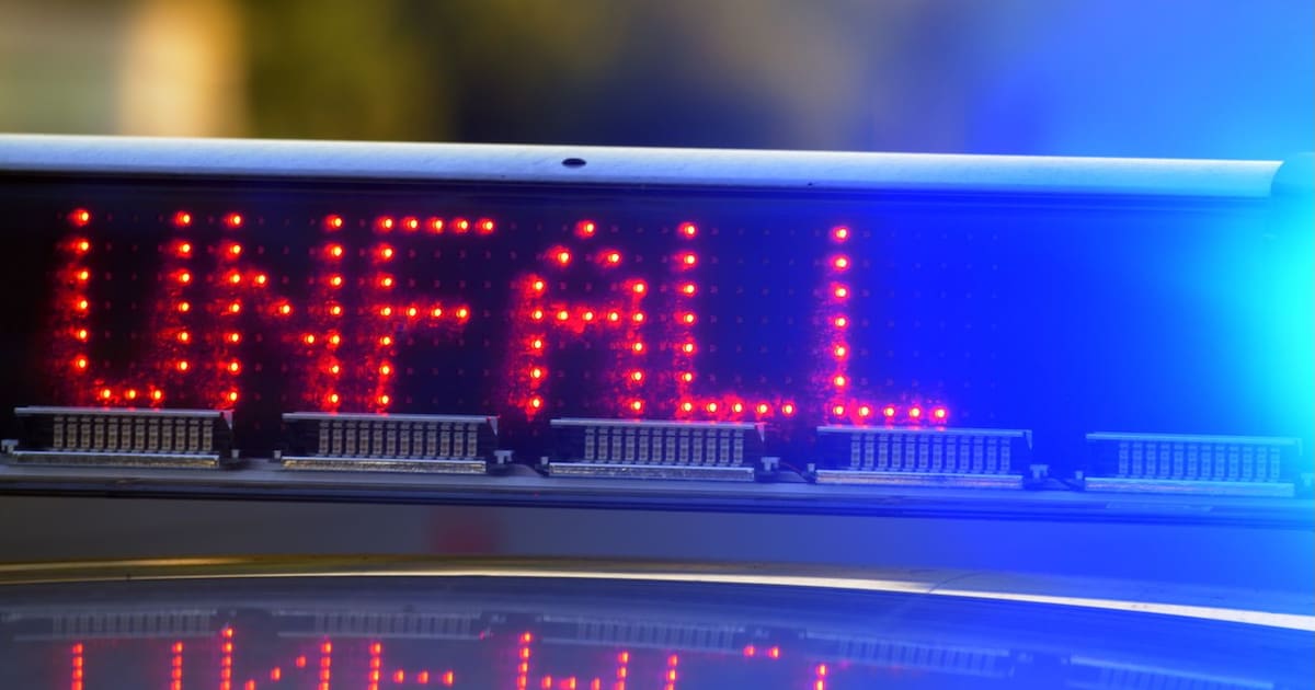 B76-Vollsperrung nach Unfall mit mehreren Autos bei Eckernförde