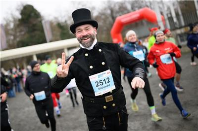 Tausende Sportfans bei Silvesterlauf in Hannover