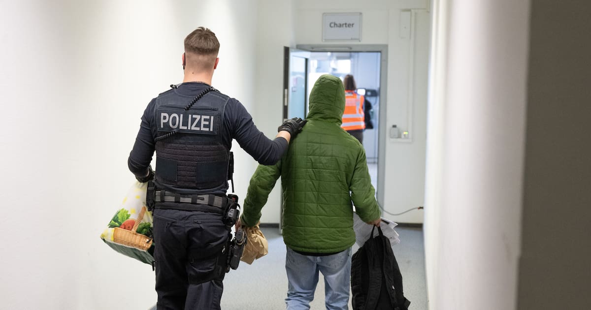 Deutschland schiebt weiteren Straftäter nach Syrien ab