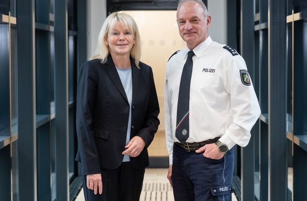 POL-RE: Bottrop: Wechsel in der Leitung der Polizeiwache